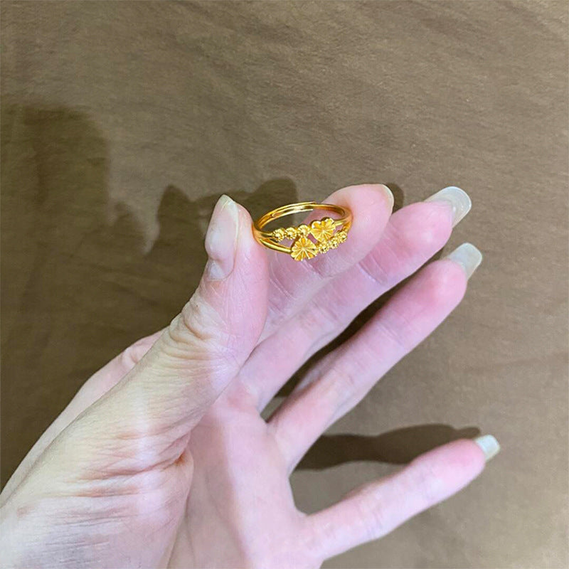 Bague fleur pour femme avec pierres étincelantes