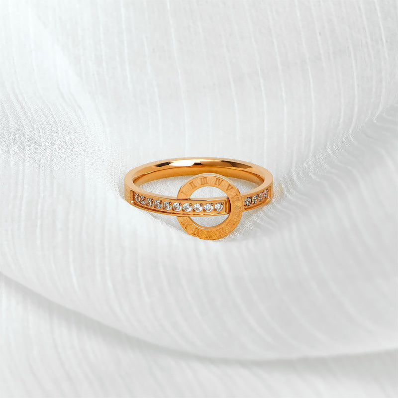Bague élégante pour femme au design numérique ludique