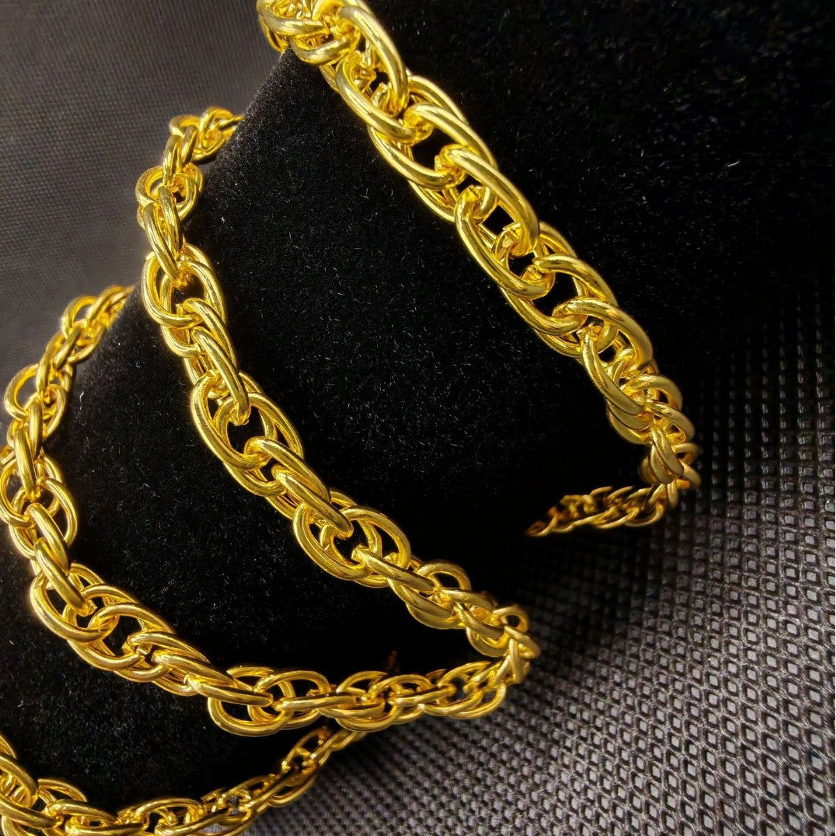 Collier statement signe dollar