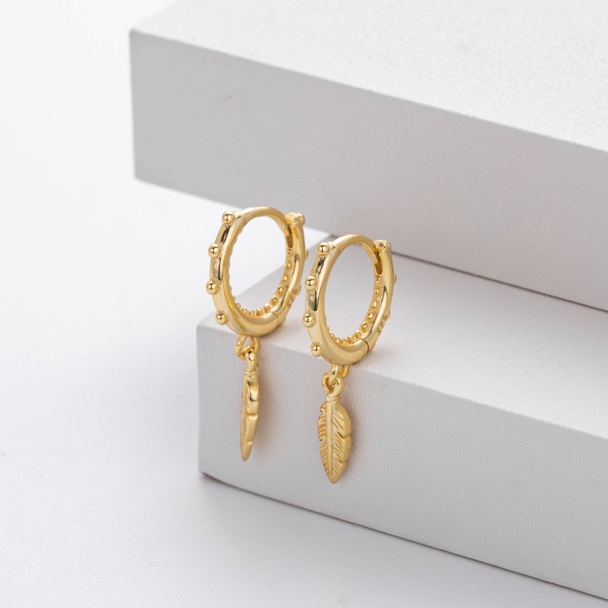 Boucles d'oreilles pendantes avec feuilles filigranes en argent sterling 925