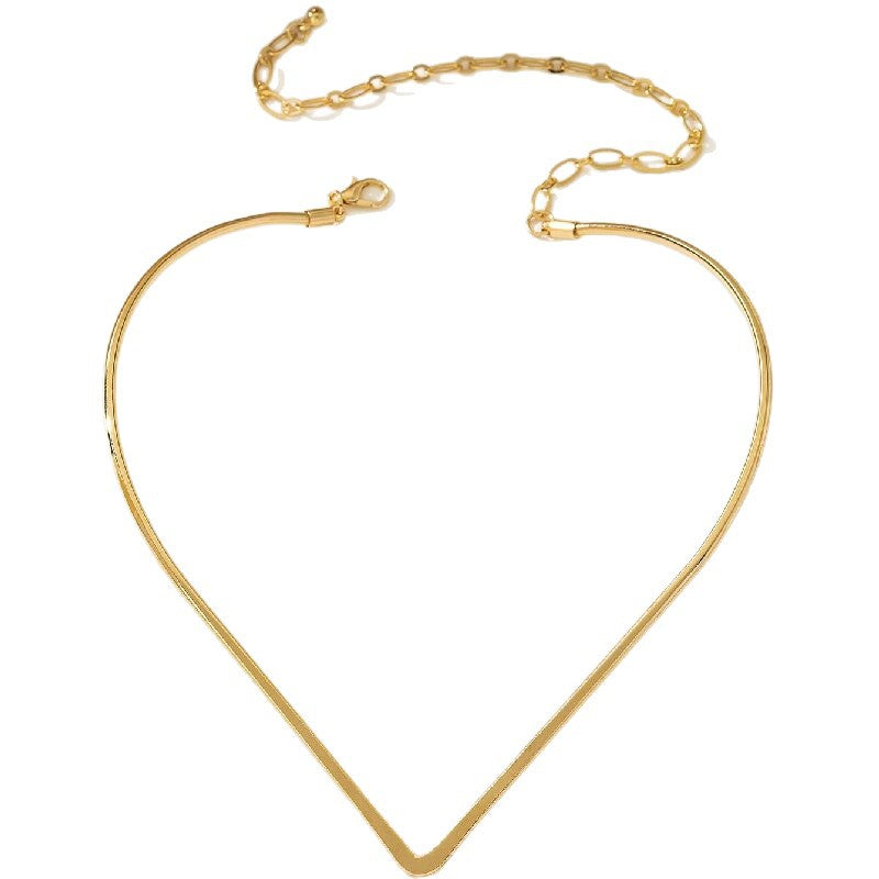 Collier choker pour femme au design en V moderne