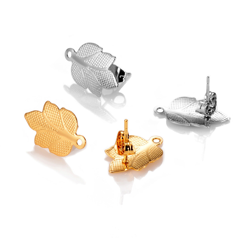 Boucles d'oreilles au design ajouré moderne