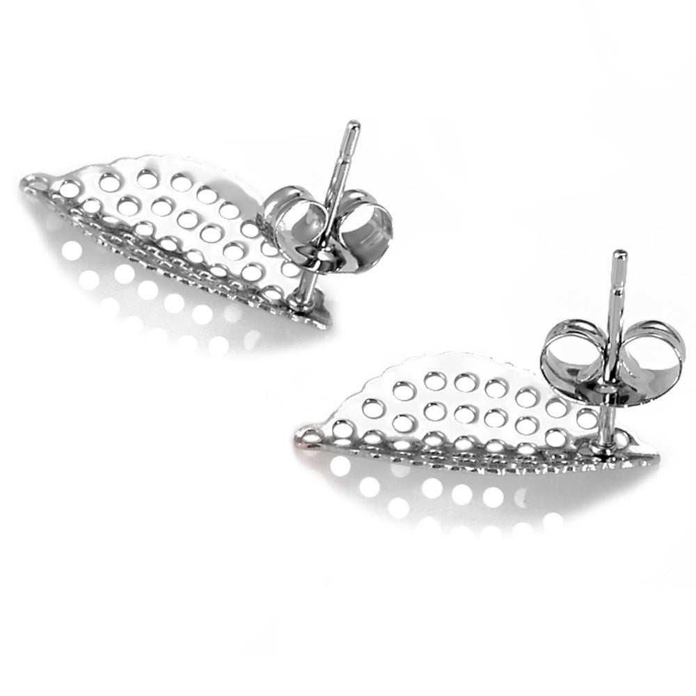 Boucles d'oreilles au design ajouré moderne