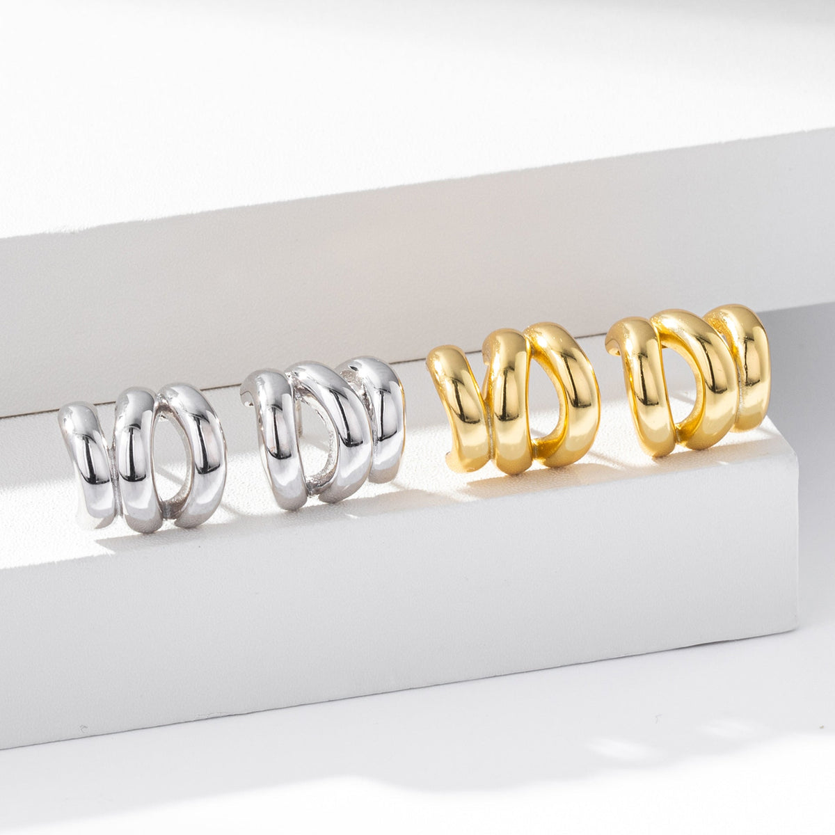 Damen Ohrhänger im eleganten, geschwungenen Design aus 925 Sterling Silber