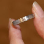Bague pour femme avec gravure inspirante et design élégant