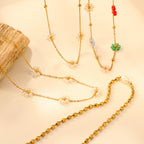 Collier pour femme au design floral avec cristaux