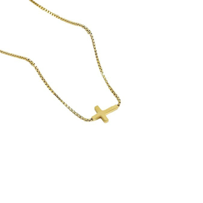 Collier pour femme avec pendentif croix minimaliste en acier