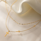 Collier double croix pour femme en acier inoxydable hypoallergénique