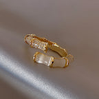 Bague pour femme en acier inoxydable scintillant avec oxydes de zirconium