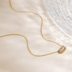 Collier pour femme avec pendentif lèvres scintillantes en acier inoxydable hypoallergénique