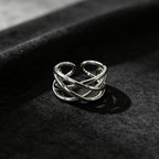 Bague moderne pour femme design ondulé