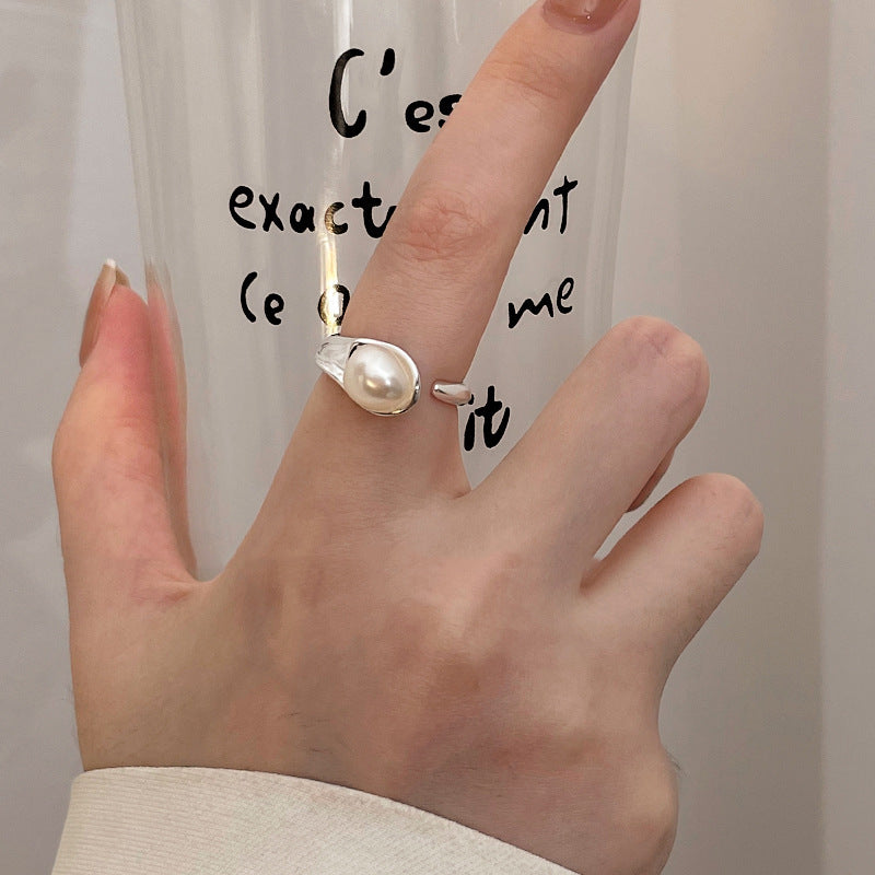 Bague en acier inoxydable pour femme avec perle