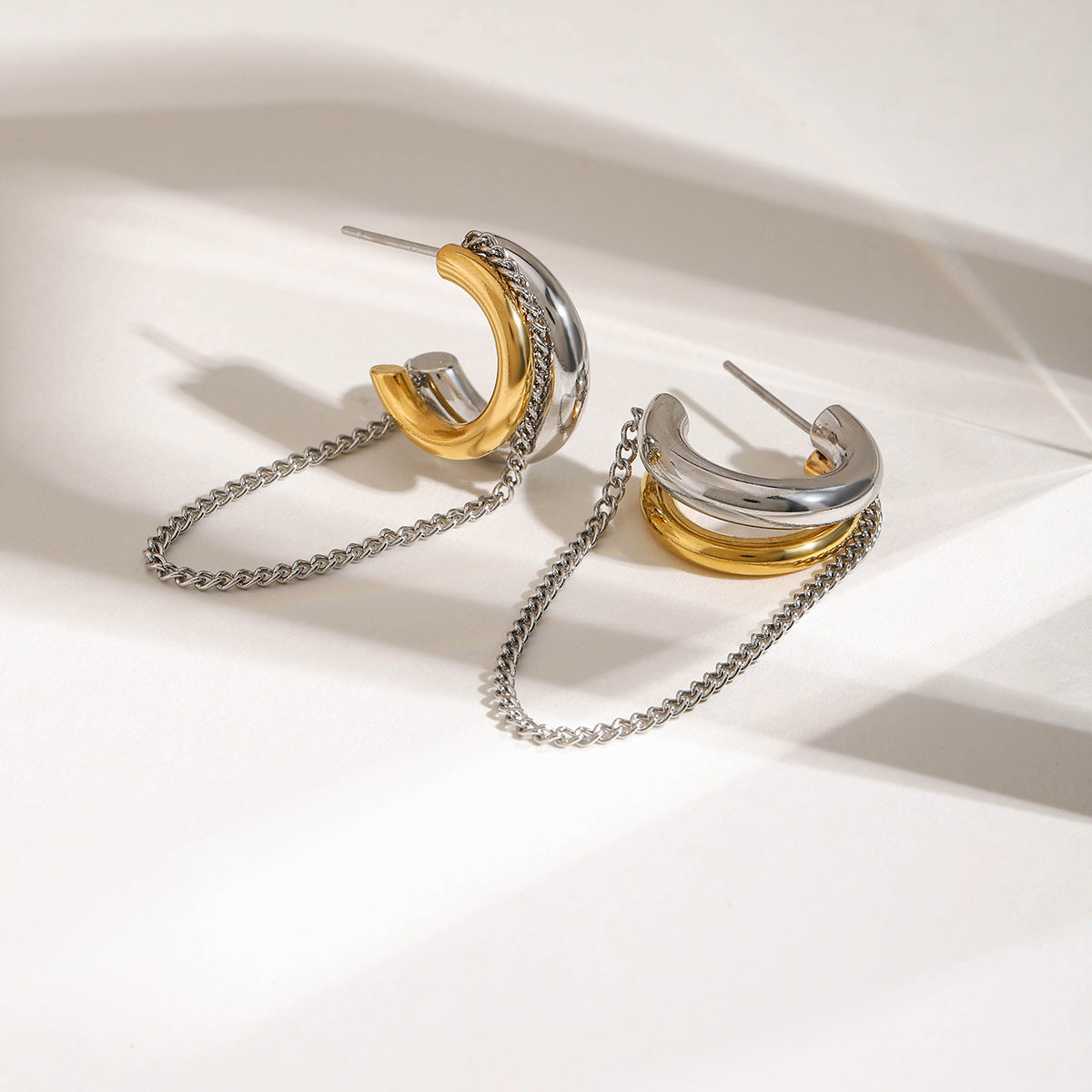 Boucles d'oreilles pendantes élégantes en acier inoxydable