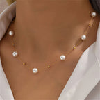 Collier élégant perles et chaîne dorée