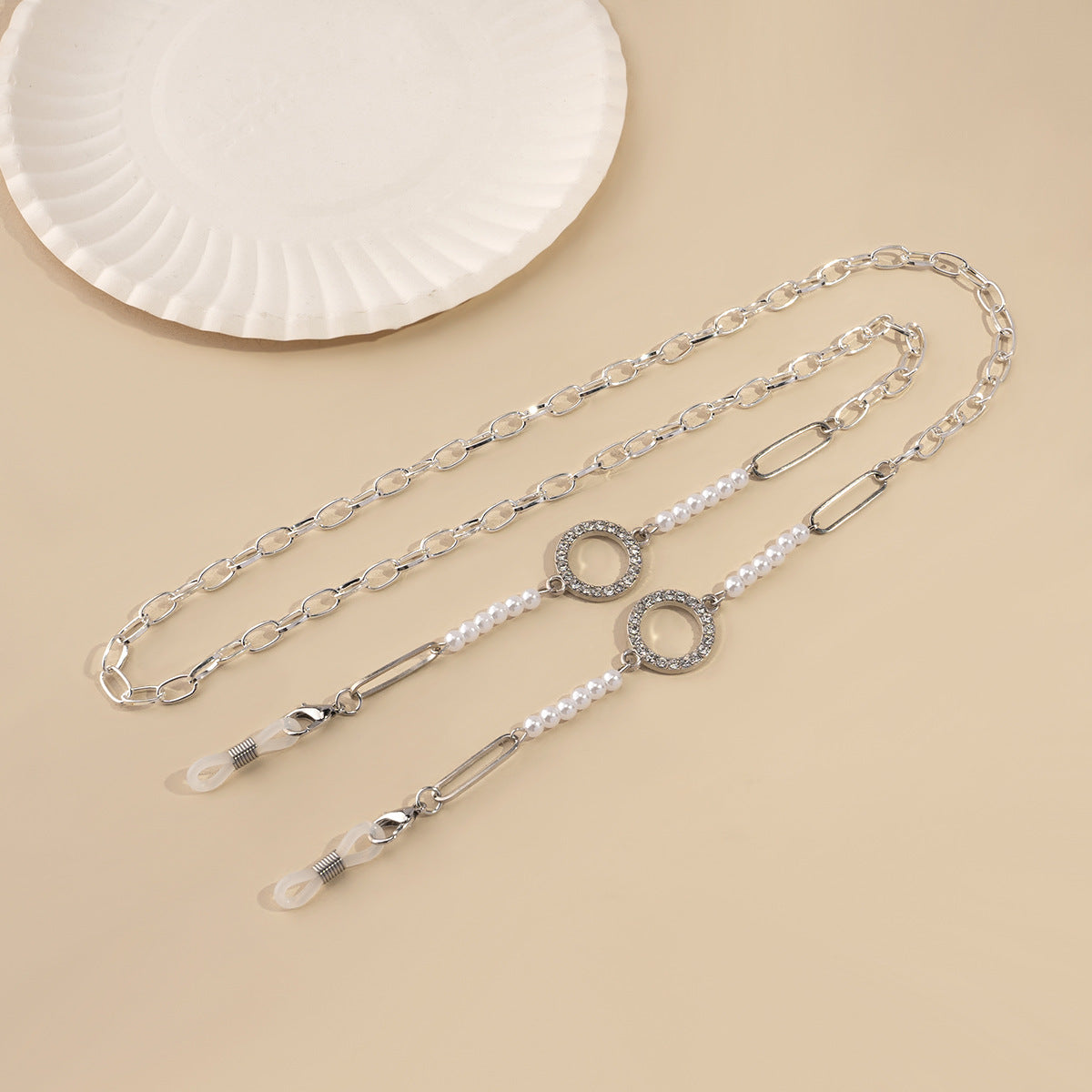 Chaîne de lunettes glamour ornée de perles