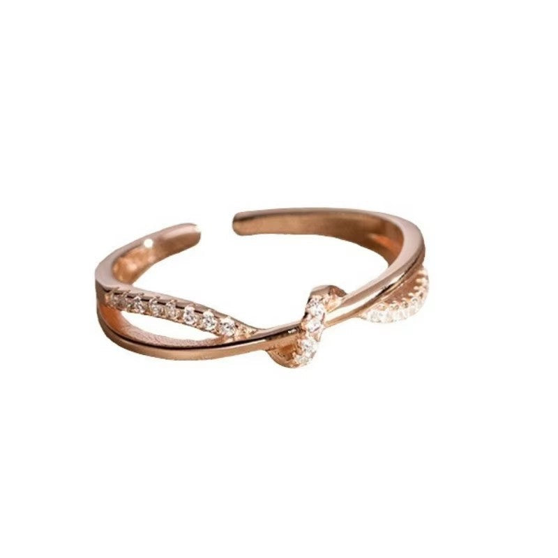 Bague ouverte pour femme avec détails vagues et zircone