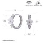 Boucles d'oreilles pendantes pour femme avec design floral et accents en zircon