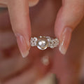 Bague élégante pour femme avec perle et cristaux