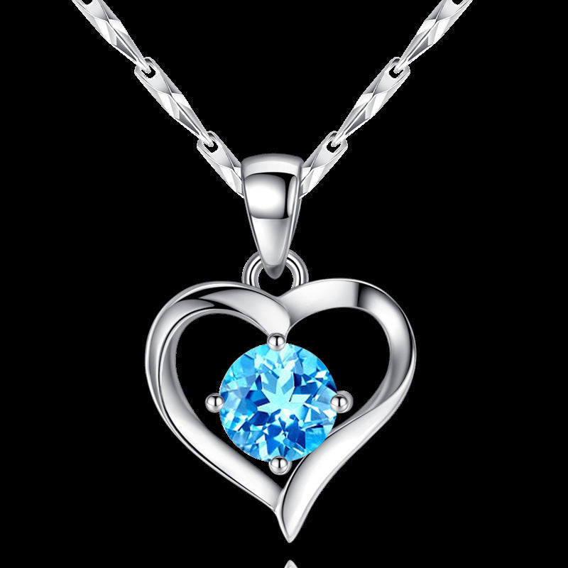 Collier pour femme avec pendentif cœur et zircon étincelant