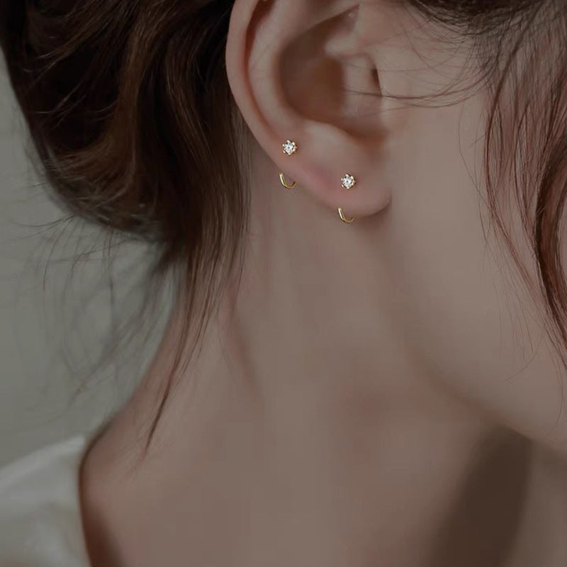 Boucles d'oreilles puces étincelantes et élégantes