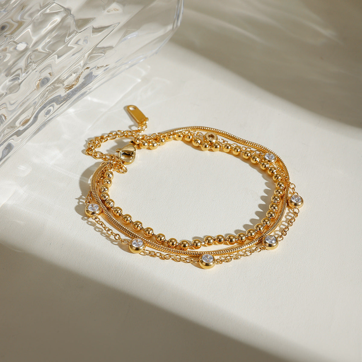 Bracelet pour femme avec zircons et acier inoxydable