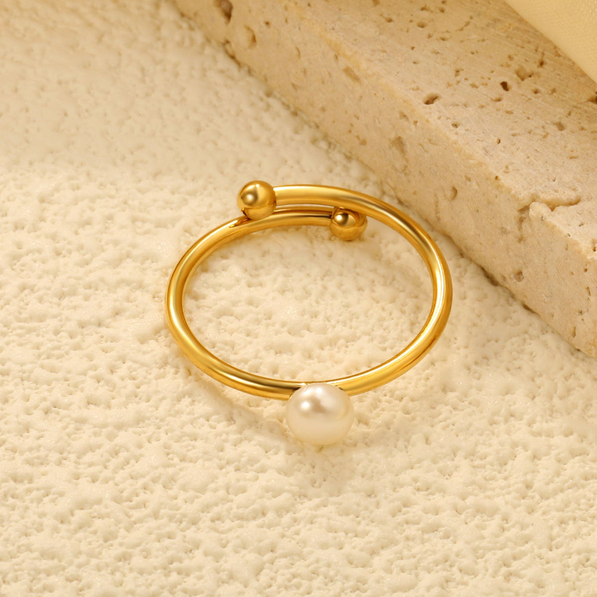 Bague pour femme en acier inoxydable doré avec perle, ajustable