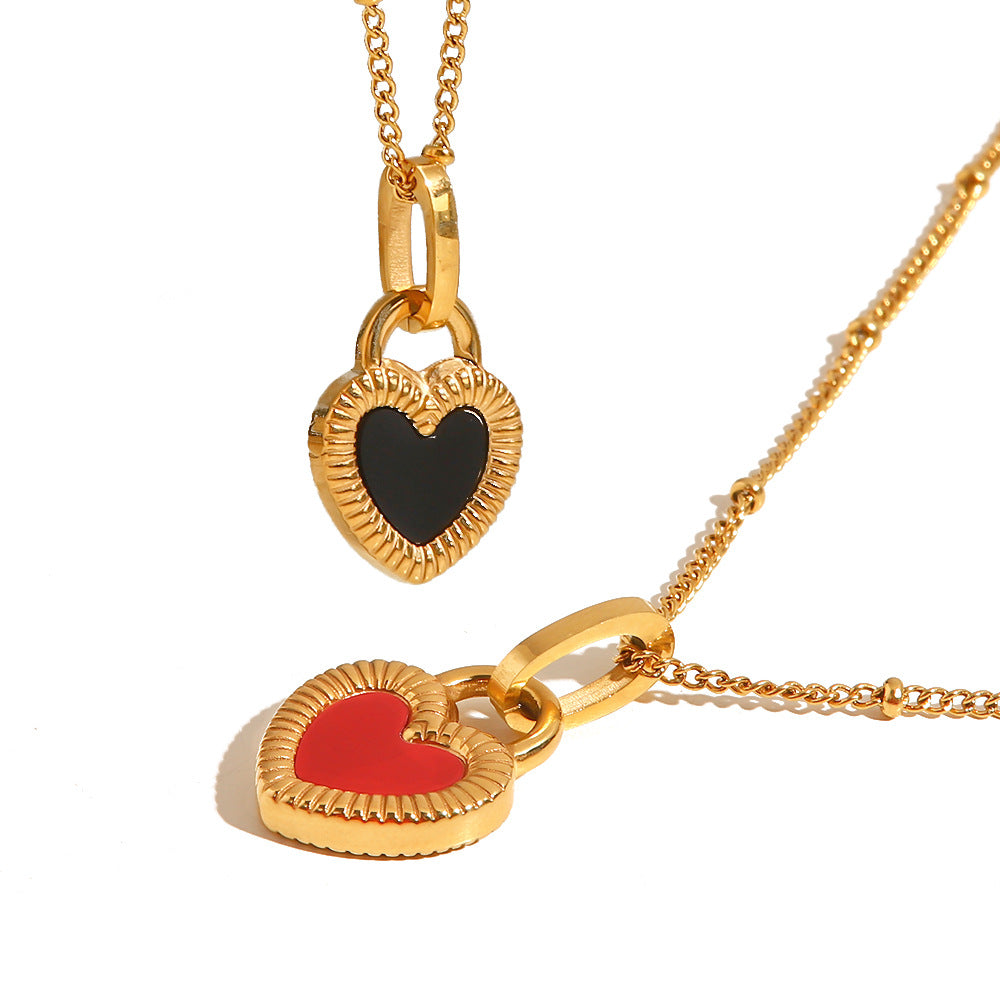 Collier pour femme avec pendentif cœur et détails en zircone