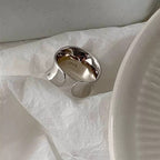 Bague élégante et minimaliste pour femme