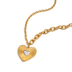 Collier pour femme avec pendentif cœur en acier inoxydable