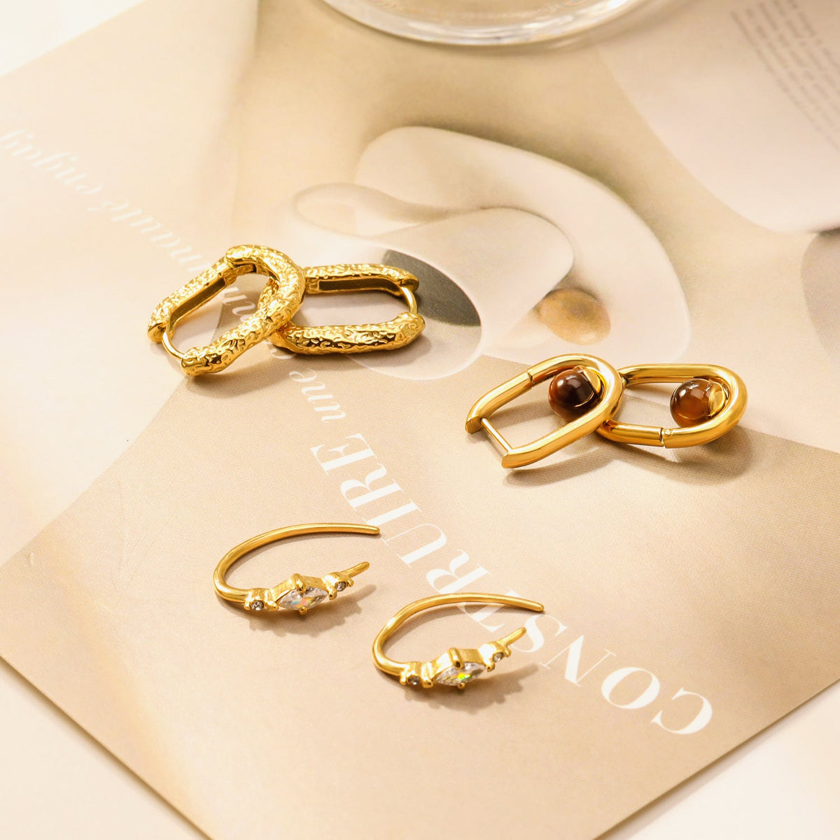Boucles d'oreilles pendantes avec pendentif coquillage