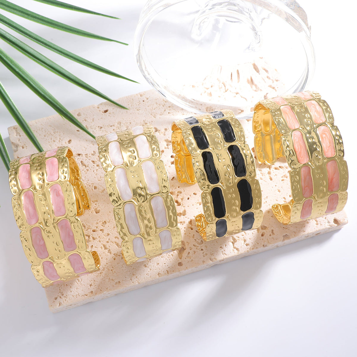 Bracelet jonc élégant et stylé pour femme