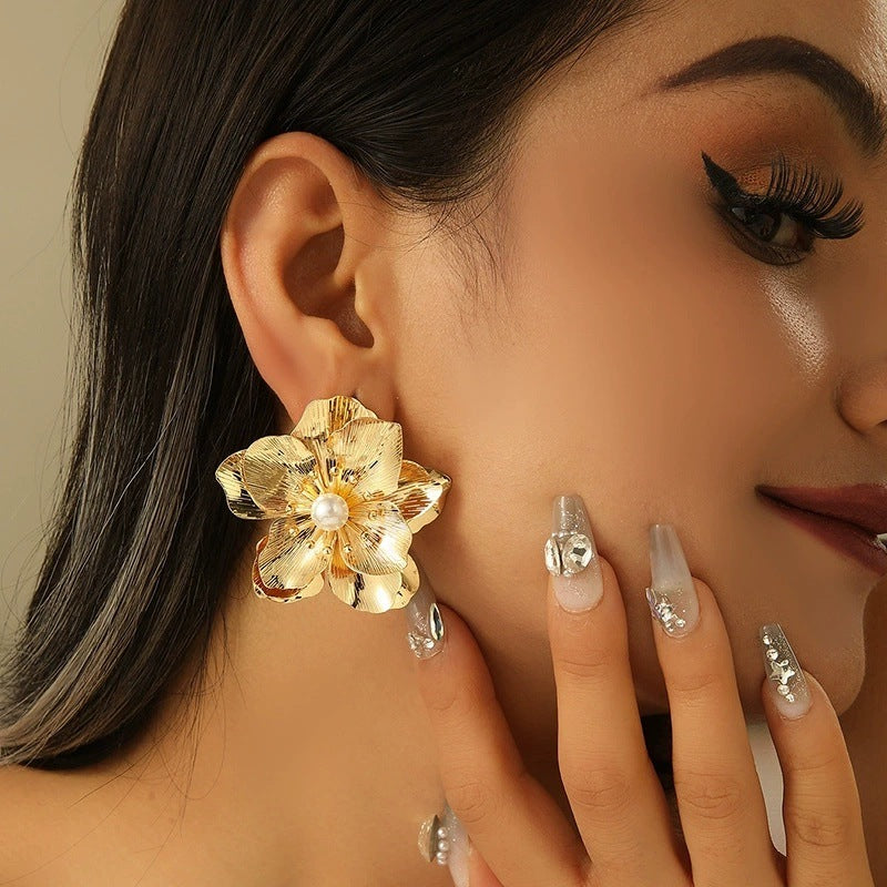 Boucles d'oreilles pour femme motif floral et perles