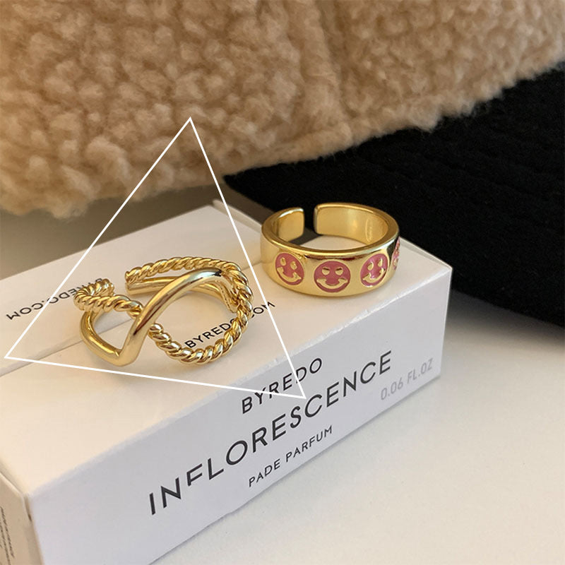 Bague pour femme au design ludique et moderne