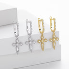 Boucles d'oreilles pendantes pour femme motif croix