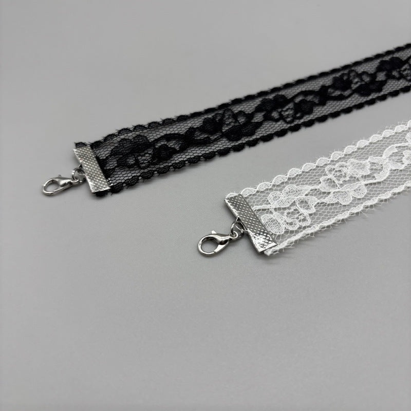 Choker en dentelle élégant