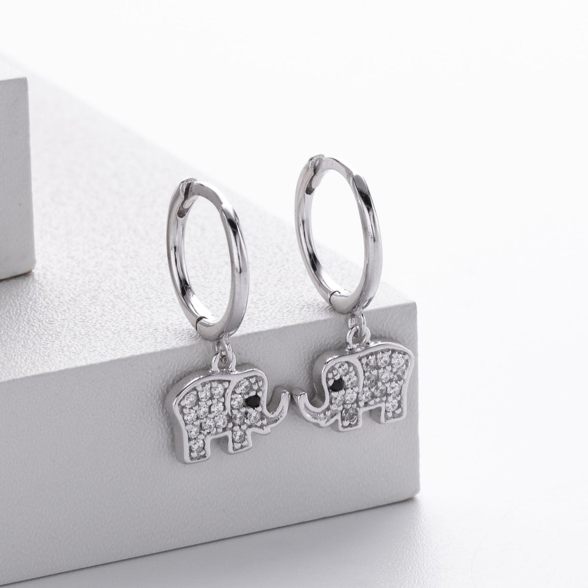 Boucles d'oreilles pendantes éléphant en argent sterling 925