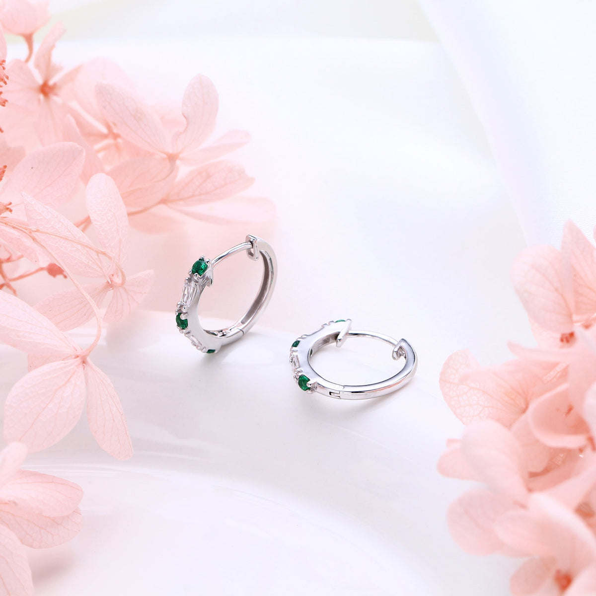 Créoles pour femme en argent sterling 925 avec zircons étincelants