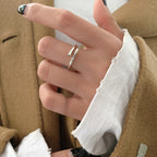 Bague minimaliste pour femme avec gravure