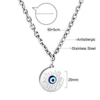Collier pour femme avec pendentif carré orné de cristaux