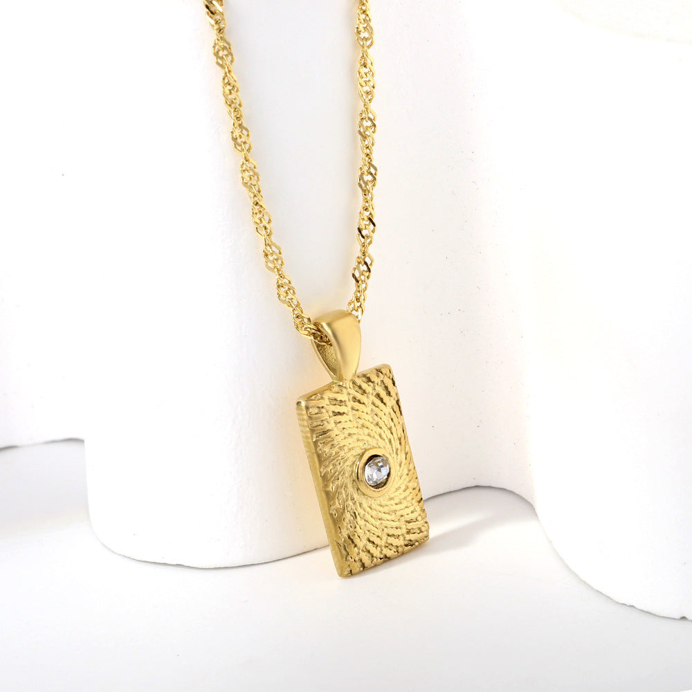 Collier pour femme avec pendentif carré orné de cristaux