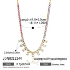 Collier pour femme avec pendentifs en cristal coloré