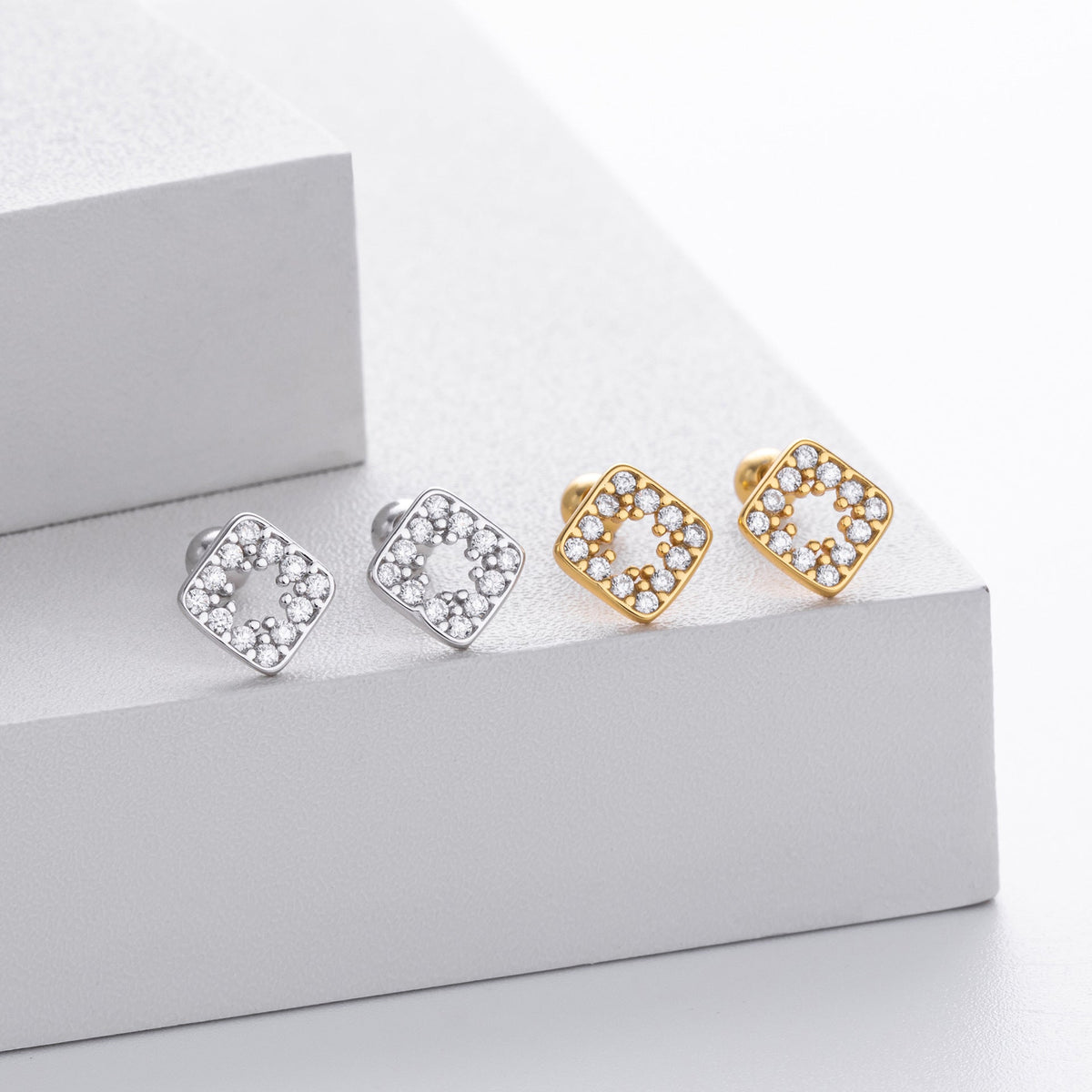 Boucles d'oreilles carrées en argent sterling 925 avec zircons