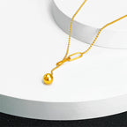 Collier raffiné pour femme avec pendentif scintillant
