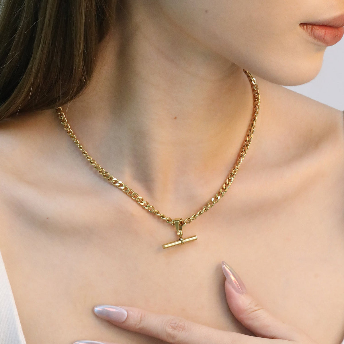 Collier à maillons élégant pour femme avec fermoir toggle réglable