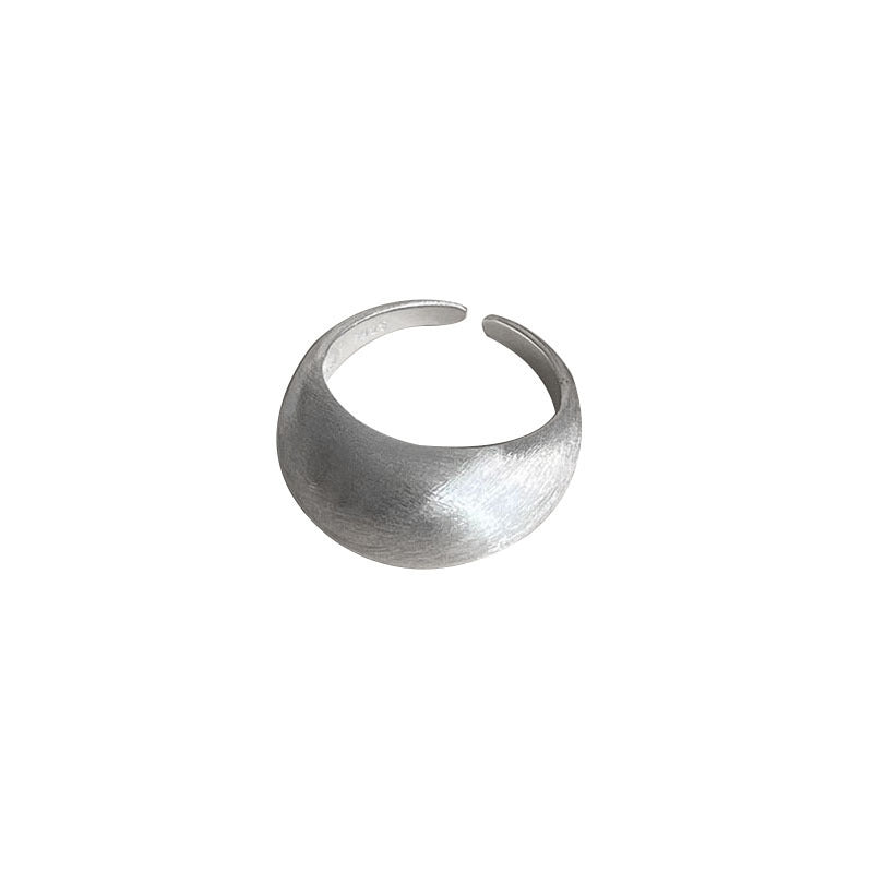 Bague statement large en argent pour femme avec surface polie