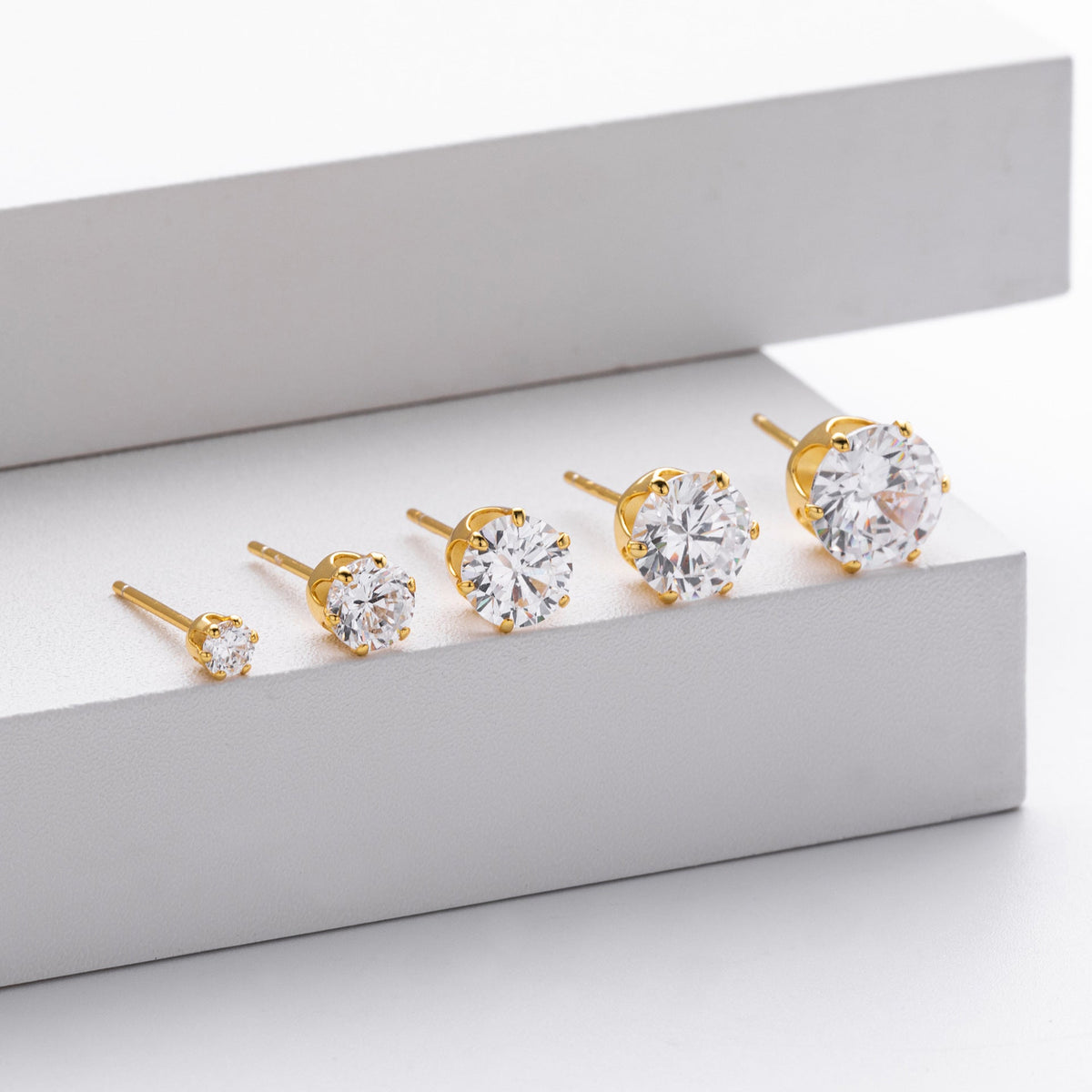 Boucles d'oreilles puces pour femme avec zircons 5A en argent sterling 925