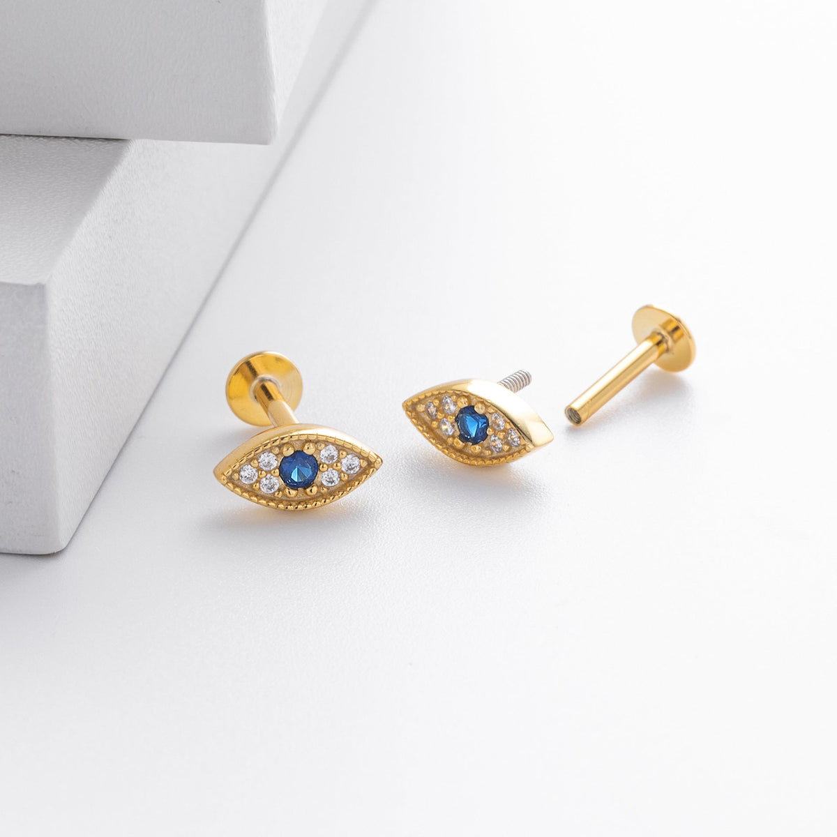 Boucles d'oreilles à clous pour femme design œil en argent sterling 925