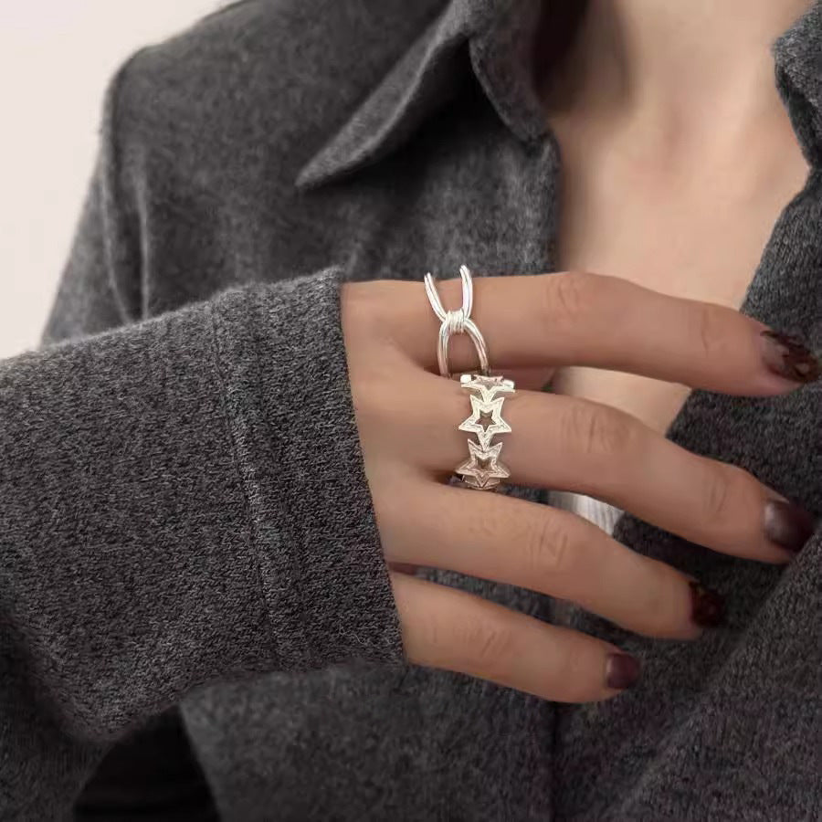 Damen Ring mit funkelndem Sternenmotiv aus hochwertigem Edelstahl