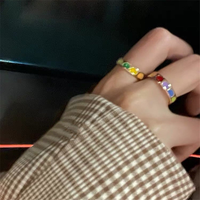 Bague pour femme au design cœur coloré
