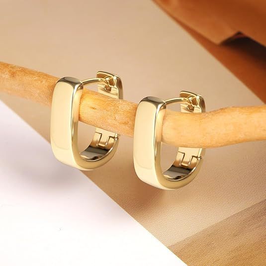 Boucles d'oreilles pour femme au design incurvé moderne
